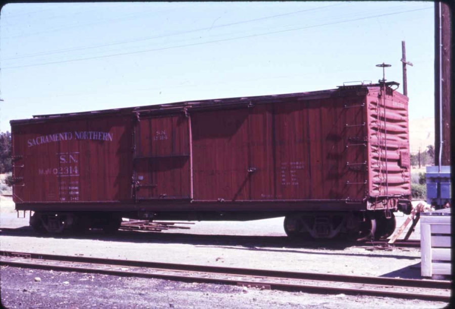 Tracks Railroad Boxcars